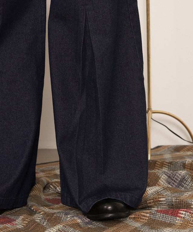 ﾃﾞﾆﾑｲﾝﾃﾞｨｺﾞ モデル：180cm L着用