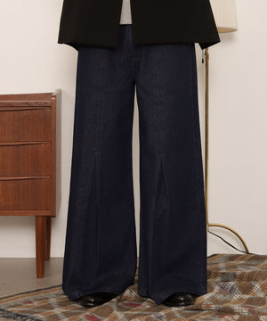 ﾃﾞﾆﾑｲﾝﾃﾞｨｺﾞ モデル：180cm L着用