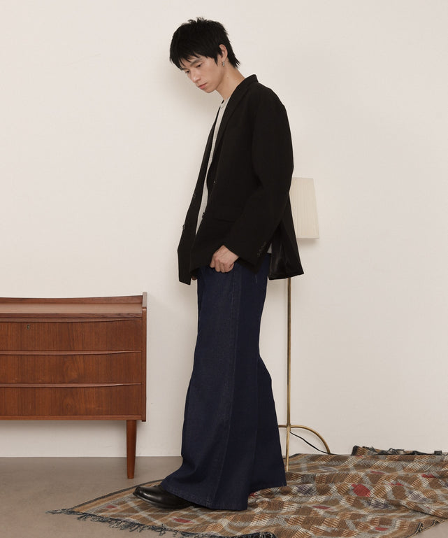 ﾃﾞﾆﾑｲﾝﾃﾞｨｺﾞ モデル：180cm L着用