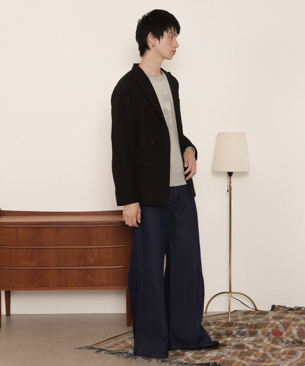 ﾃﾞﾆﾑｲﾝﾃﾞｨｺﾞ モデル：180cm L着用