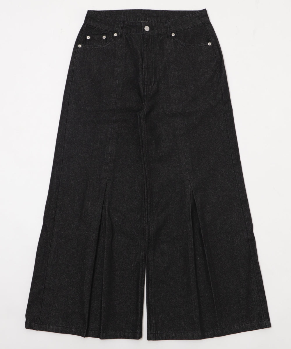 ﾃﾞﾆﾑﾌﾞﾗｯｸ