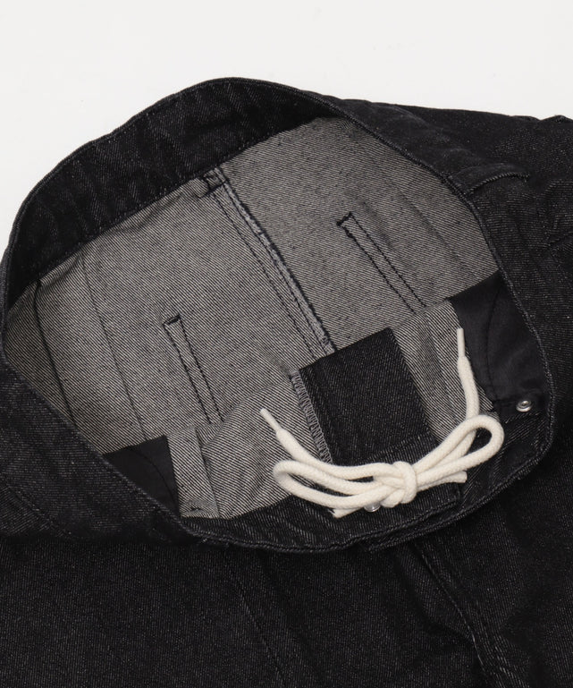 ﾃﾞﾆﾑﾌﾞﾗｯｸ