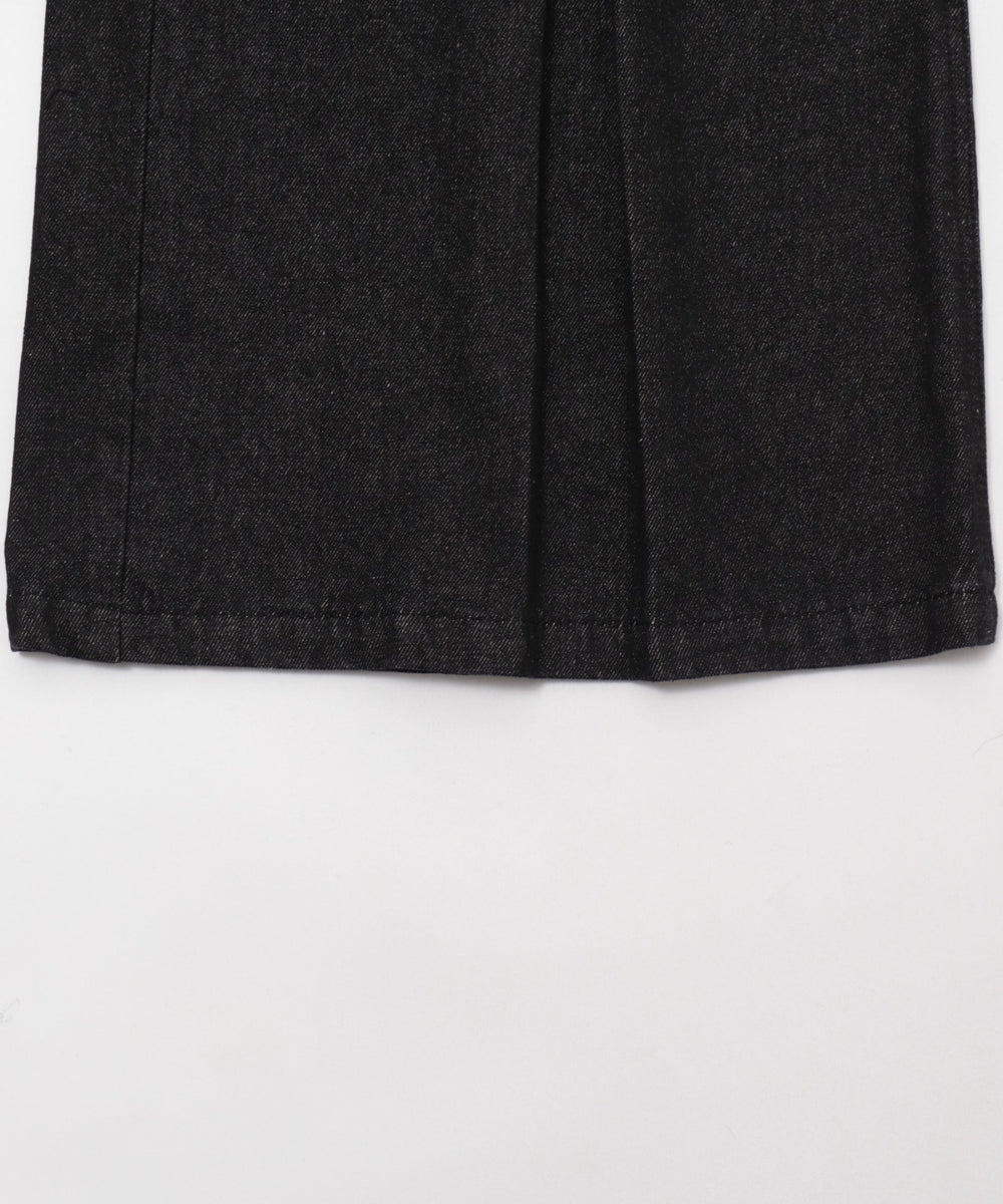 ﾃﾞﾆﾑﾌﾞﾗｯｸ