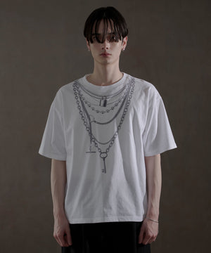 柄1 モデル：180㎝　L着用