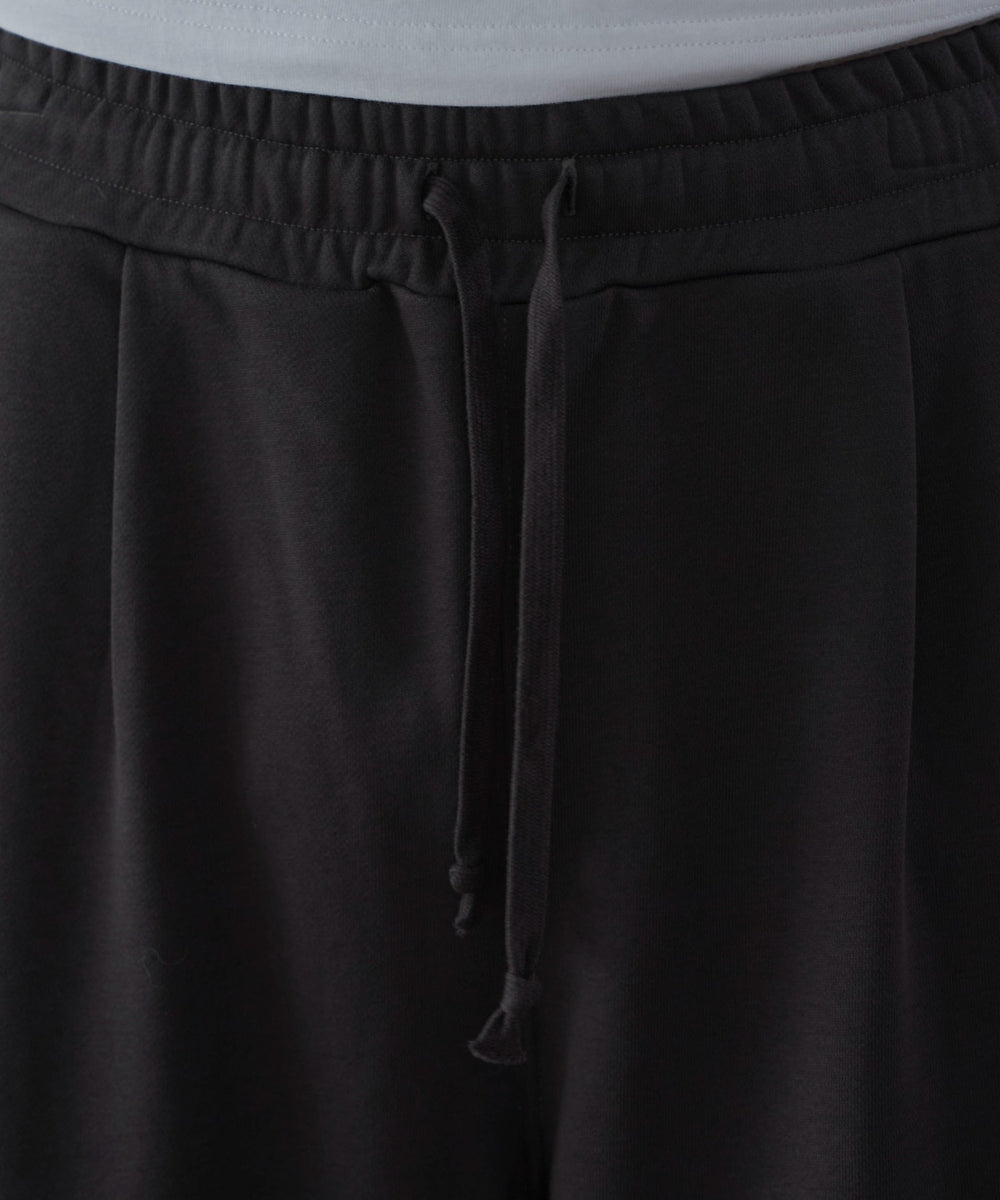 クロップドスウェットパンツ