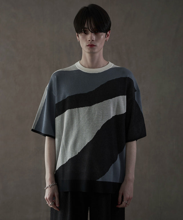 ジャガードニットT（SS）/柄1 モデル：180㎝　L着用