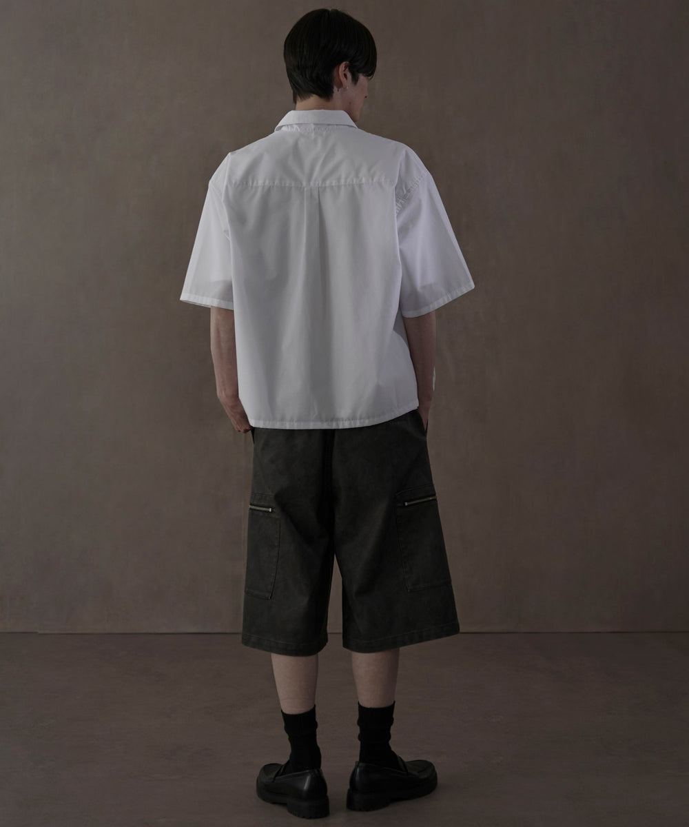 ホワイト　モデル：180㎝　L着用