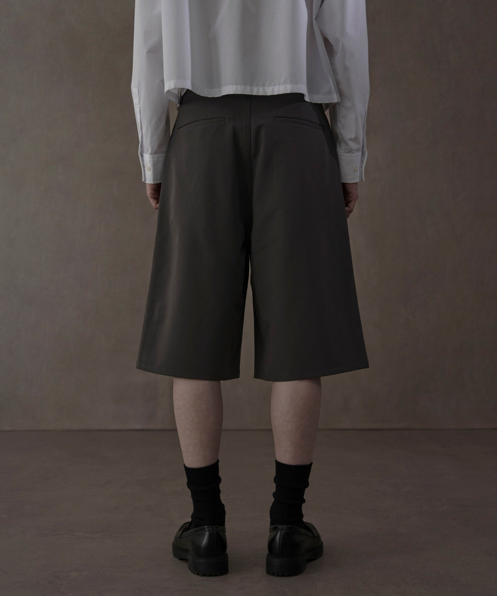 Dグレー　モデル：180㎝　L着用