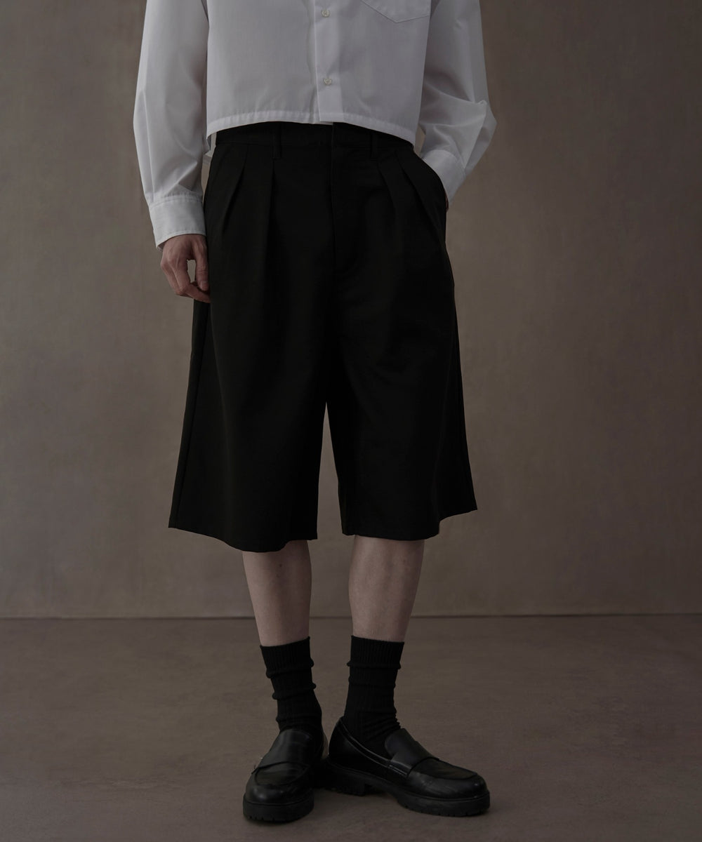 ブラック　モデル：180㎝ L着用