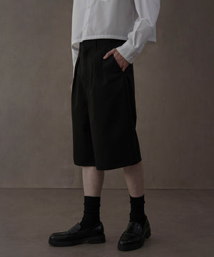 ブラック　モデル：180㎝ L着用