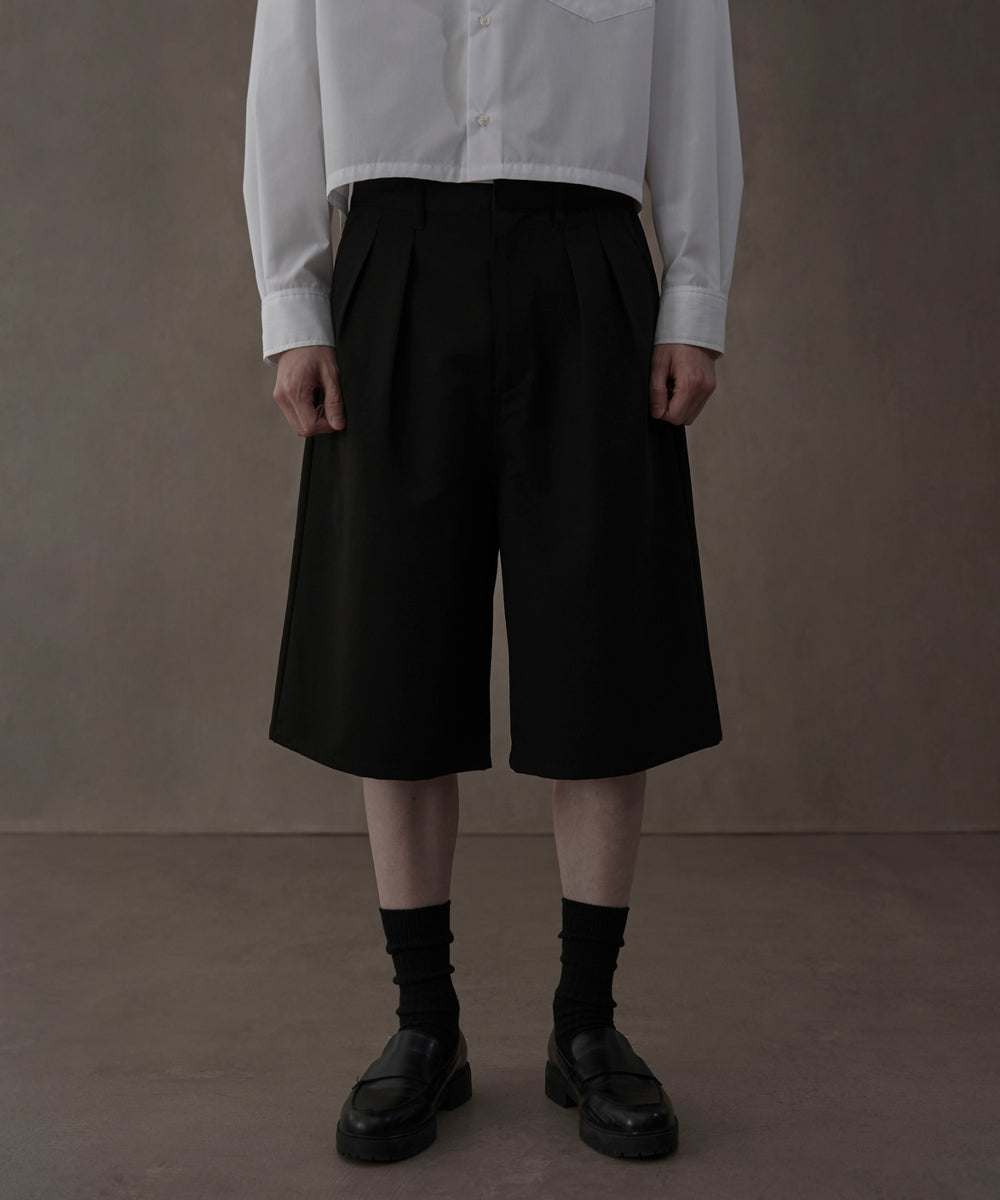 ブラック　モデル：180㎝ L着用