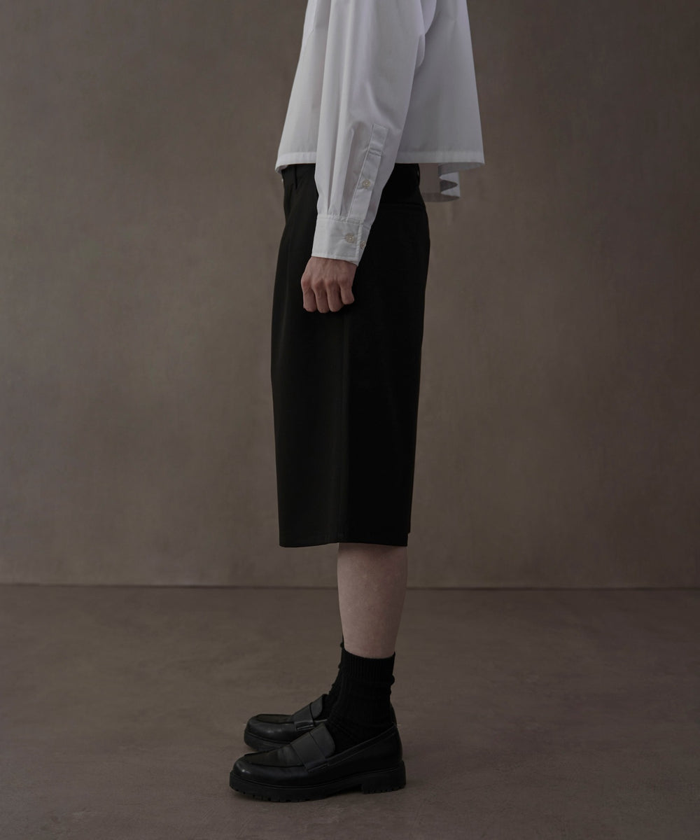 ブラック　モデル：180㎝ L着用