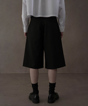 ブラック　モデル：180㎝ L着用