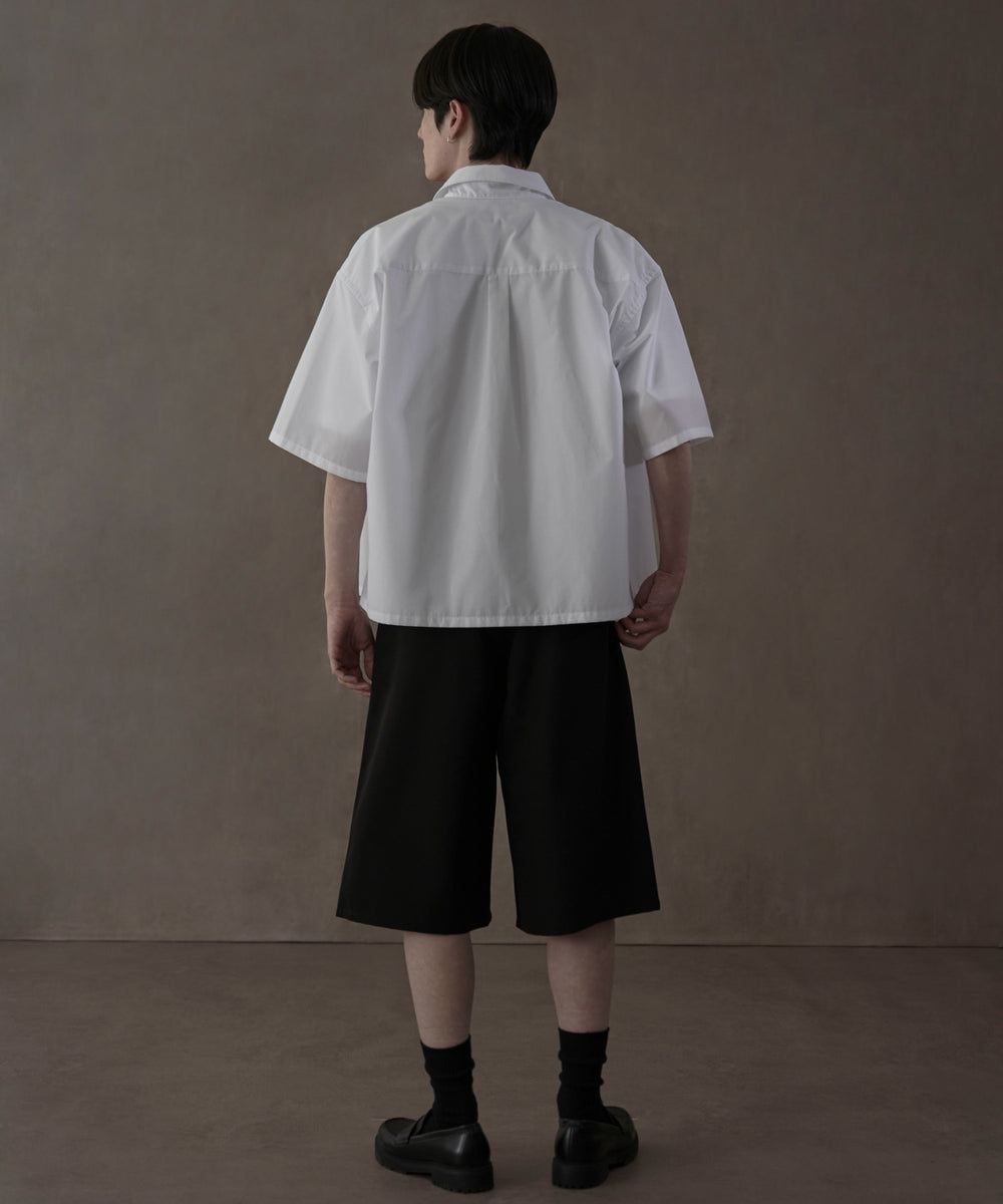 ブラック　モデル：180㎝ L着用