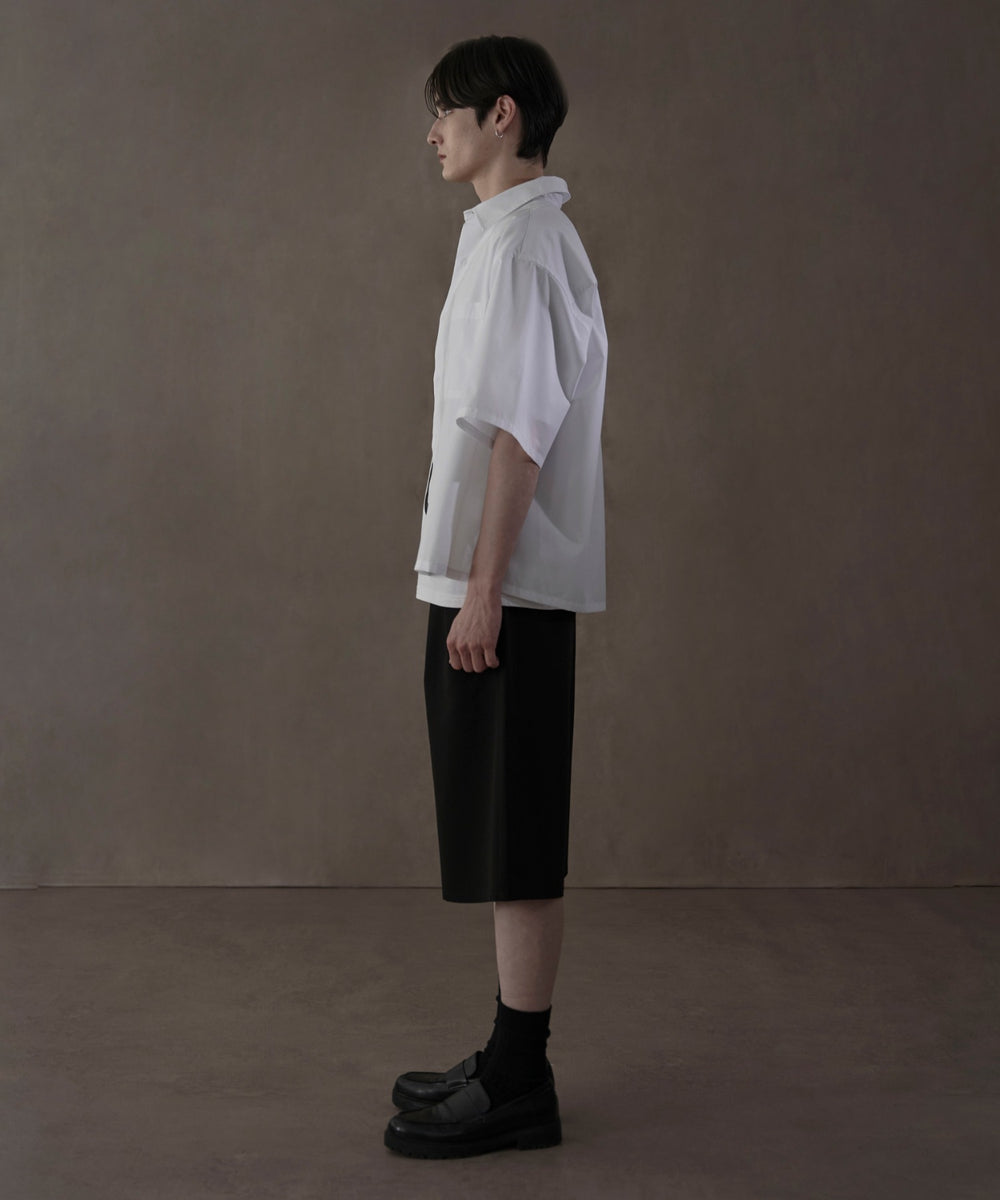 ブラック　モデル：180㎝ L着用