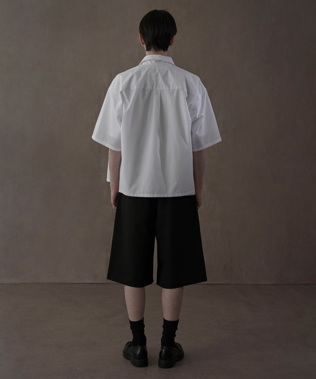 ブラック　モデル：180㎝ L着用