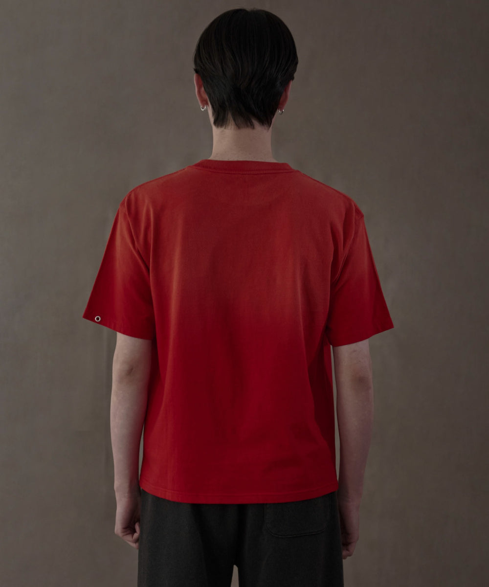 レッド　モデル：180㎝　L着用