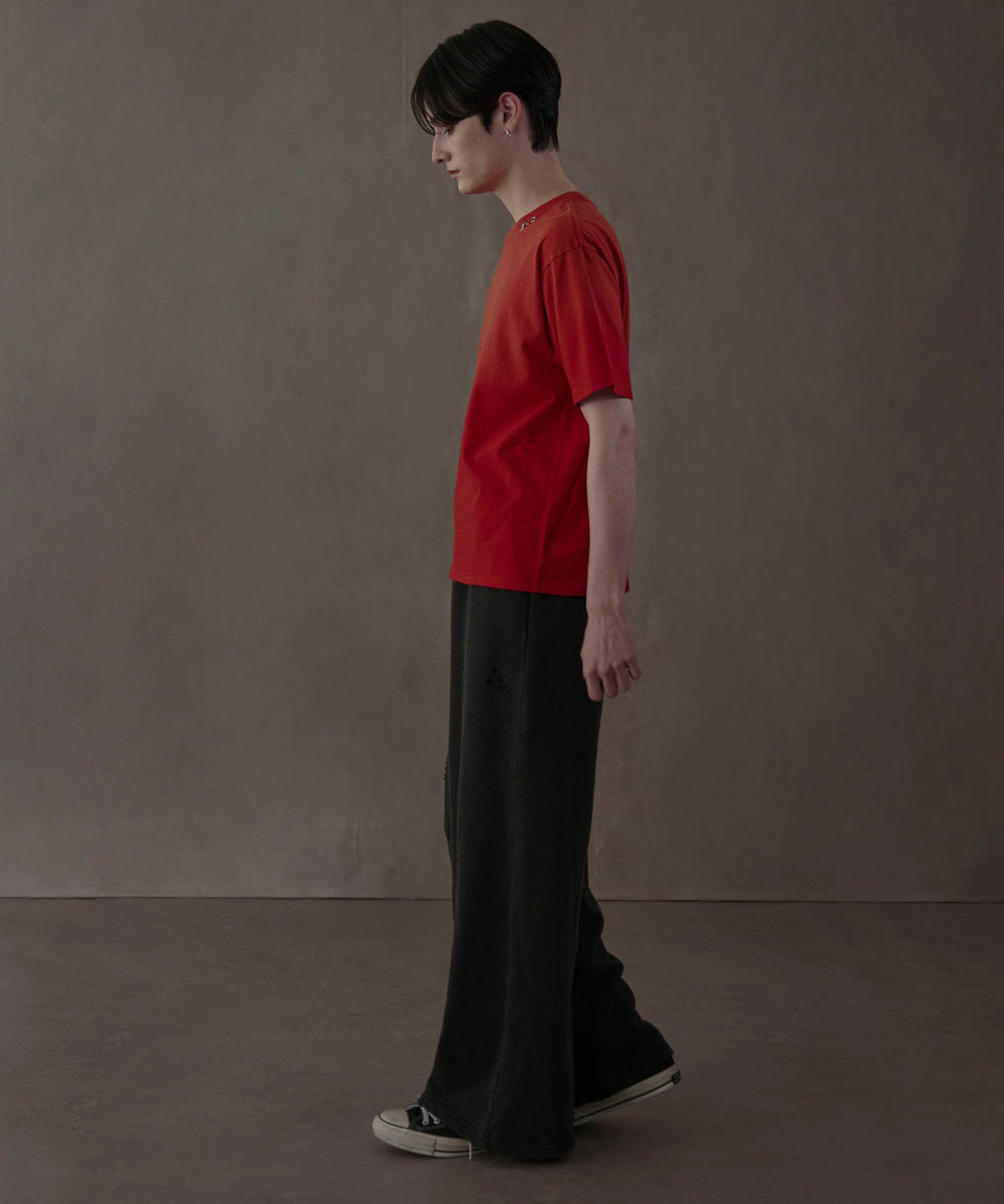 レッド　モデル：180㎝　L着用