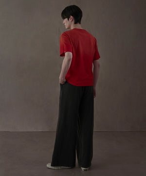 レッド　モデル：180㎝　L着用