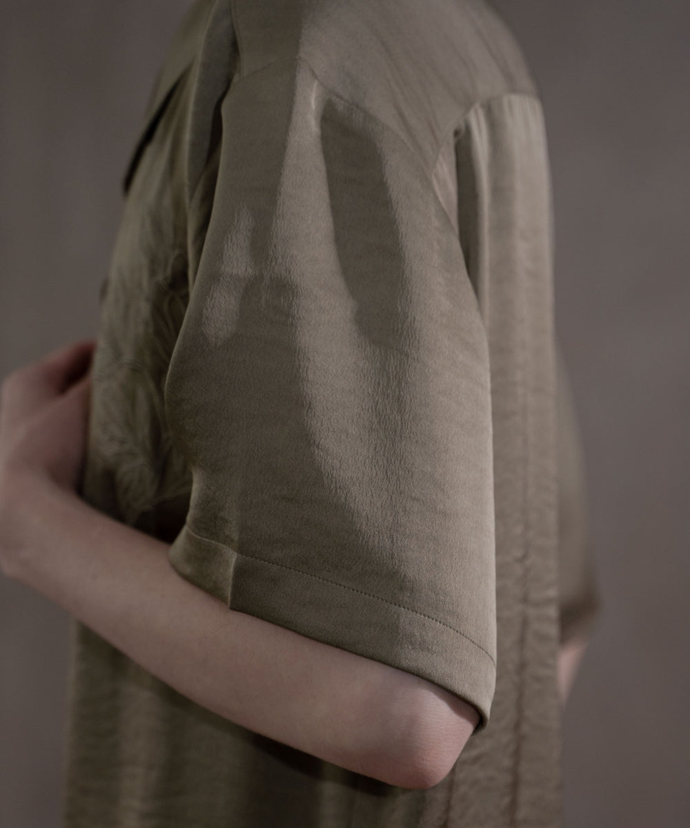 サテン刺繍シャツ（SS）