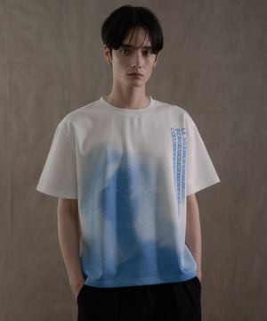 ホワイト　モデル：180㎝　L着用