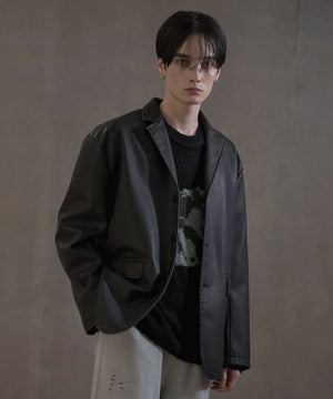 ブラック　モデル：180㎝　L着用