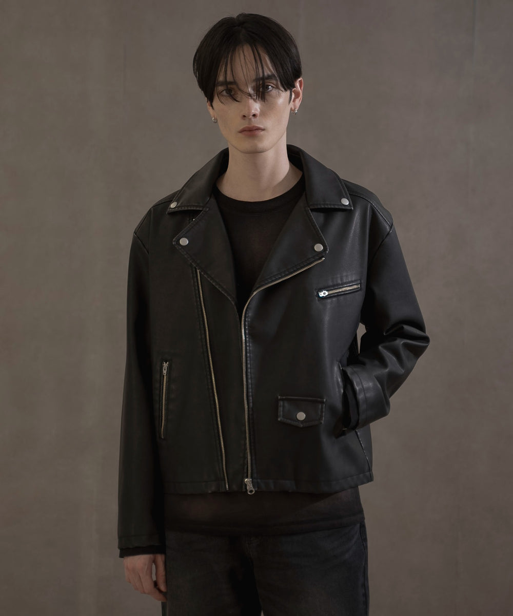 ブラック　モデル：180㎝　L着用