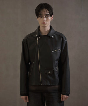 ブラック　モデル：180㎝　L着用