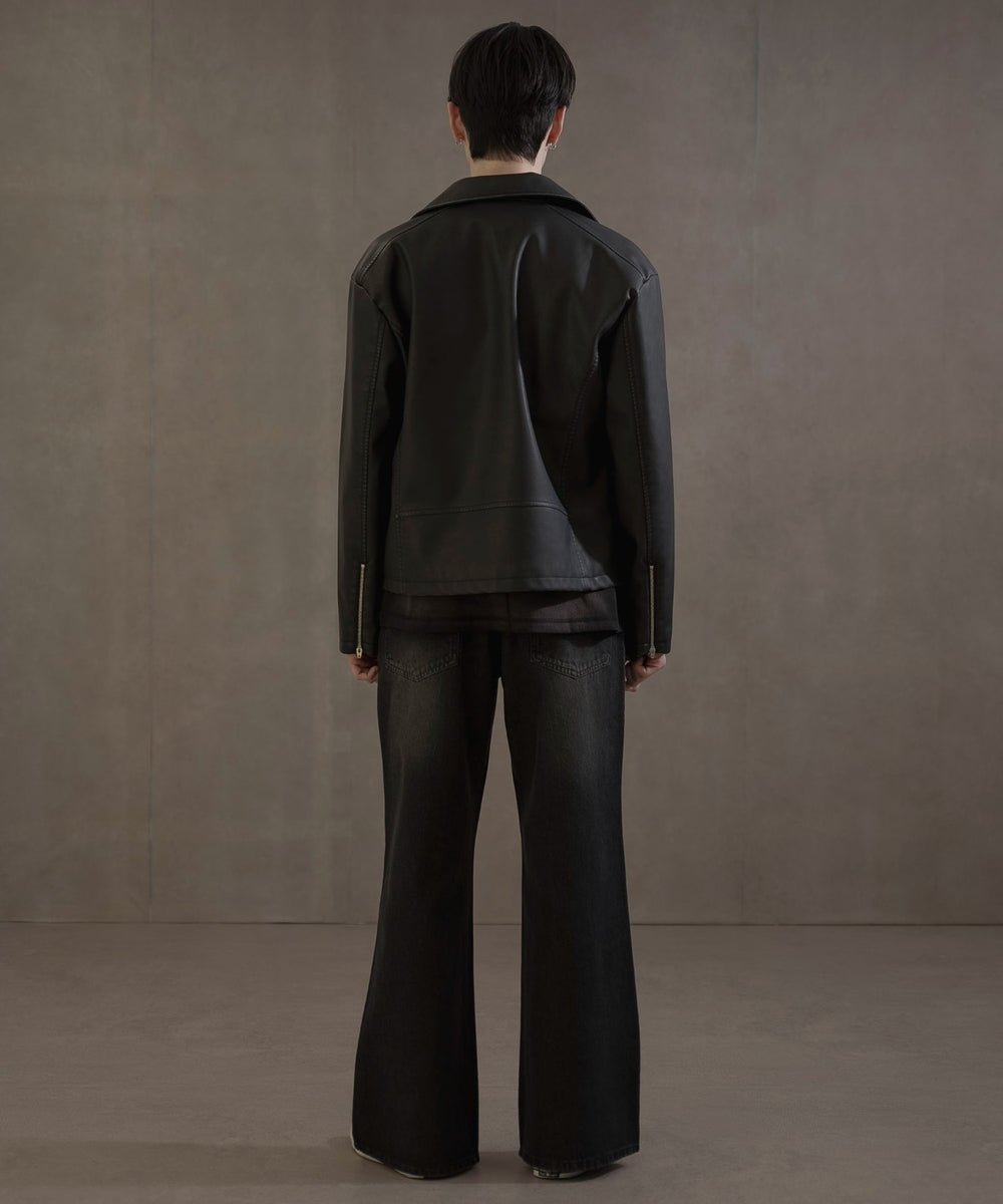 ブラック　モデル：180㎝　L着用