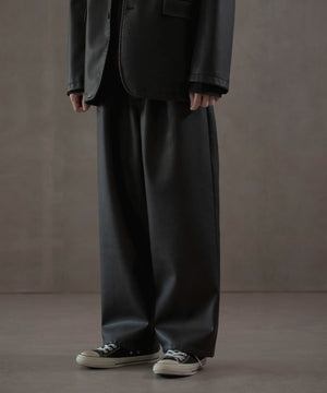 ブラック　モデル：180㎝　L着用