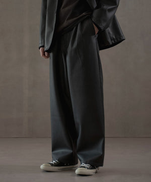 ブラック　モデル：180㎝　L着用