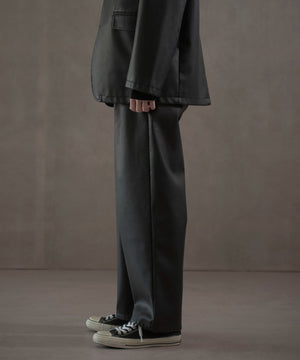 ブラック　モデル：180㎝　L着用