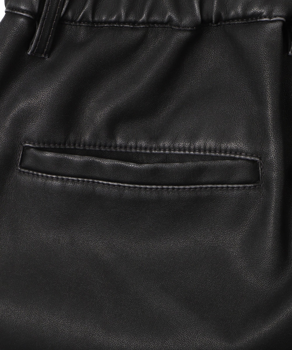 合皮タックワイドトラウザー