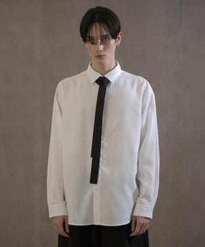 ホワイト　モデル：180㎝　L着用