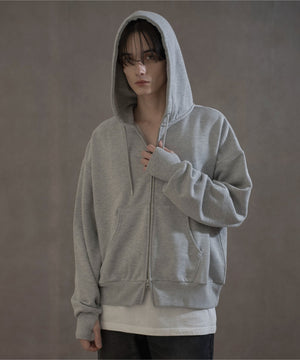 杢グレー　モデル：180㎝　L着用