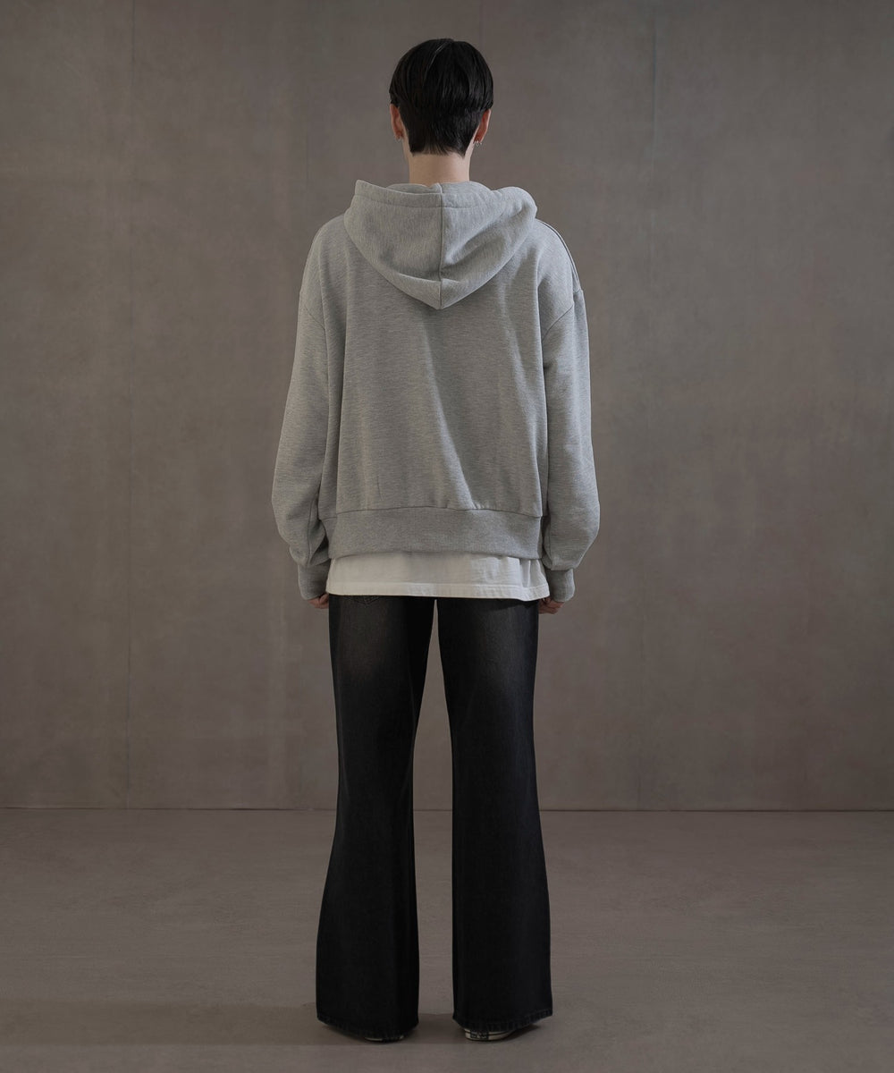 杢グレー　モデル：180㎝　L着用