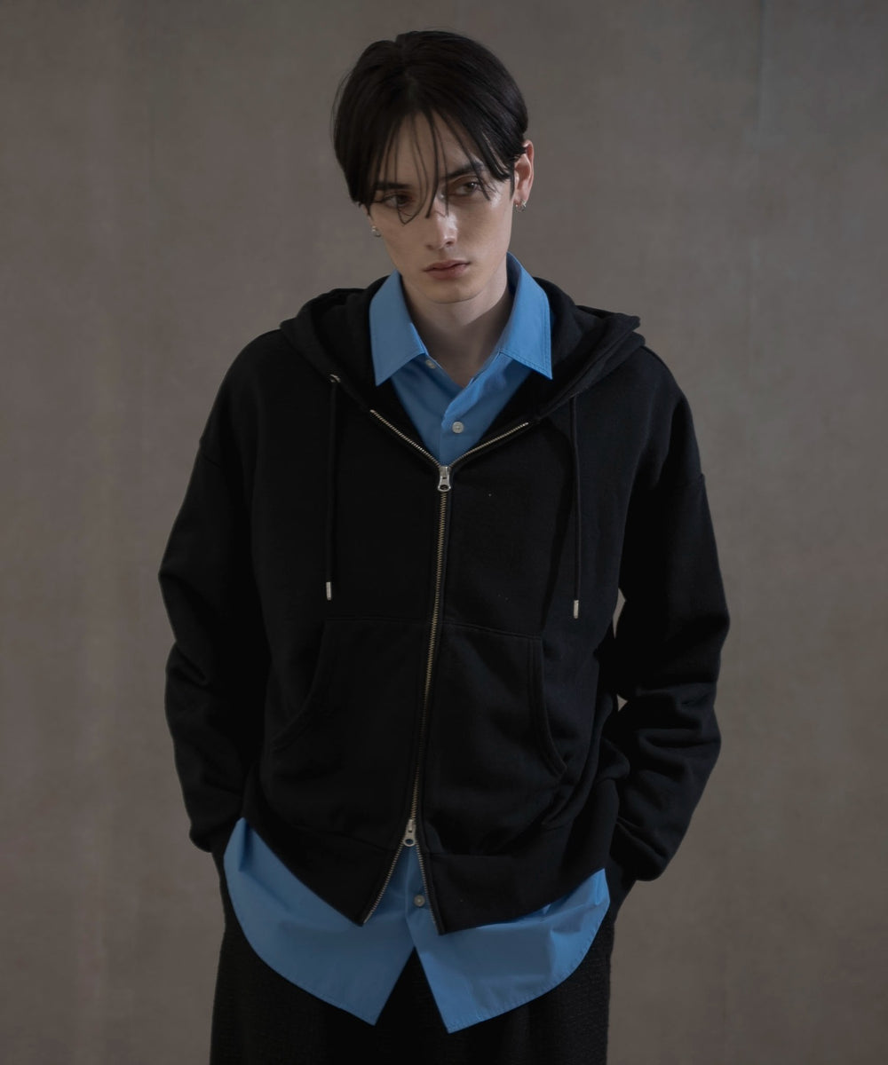 ブラック　モデル：180㎝　L着用