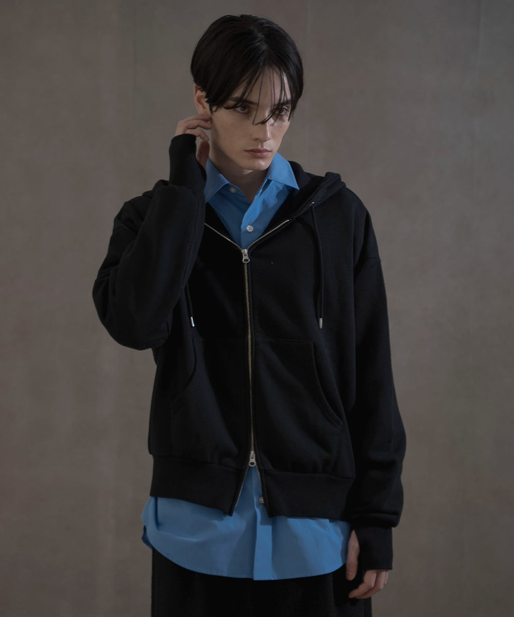 ブラック　モデル：180㎝　L着用