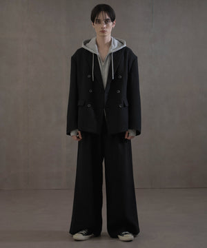 ブラック　モデル：180㎝　L着用