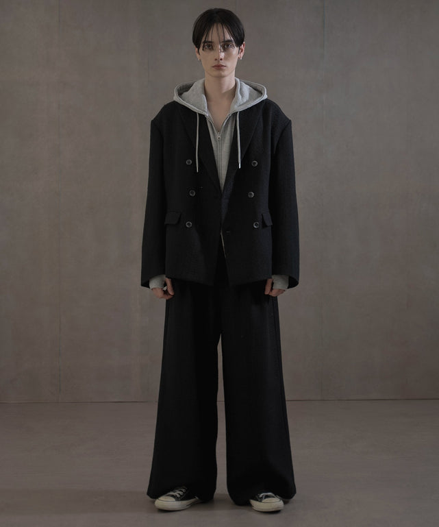 ブラック　モデル：180㎝　L着用