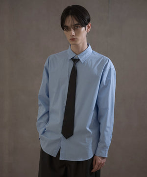 ブルーストライプ　モデル：180㎝　L着用