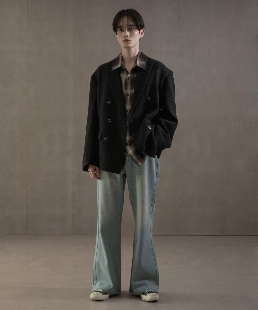 デニム淡加工　モデル：180㎝　L着用