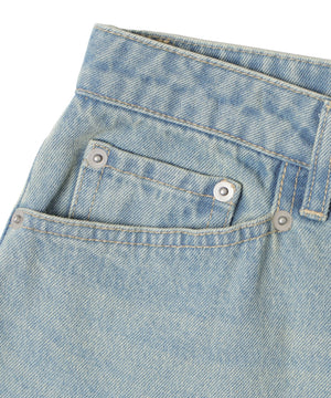 ボタンフライローライズフレアデニム