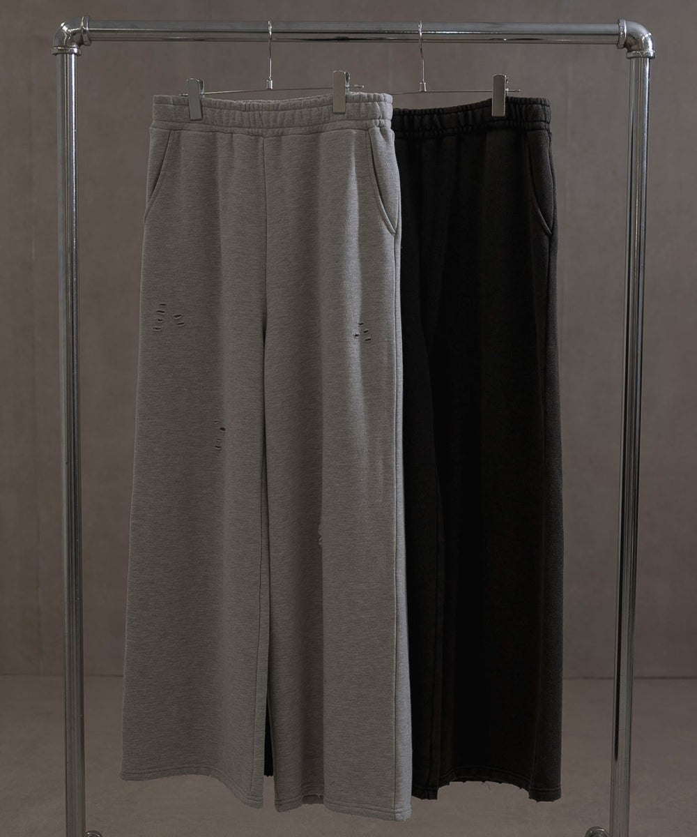 ダメージスウェットバギーパンツ