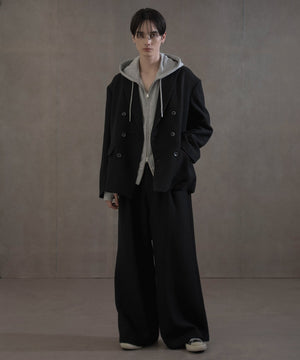 ブラック　モデル：180㎝　L着用