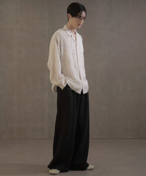 ホワイトアイボリー　モデル：180㎝　L着用