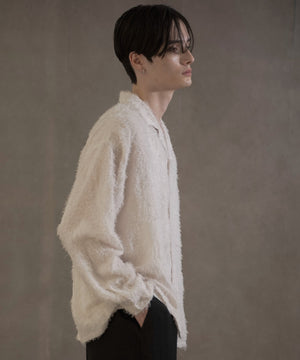 ホワイトアイボリー　モデル：180㎝　L着用