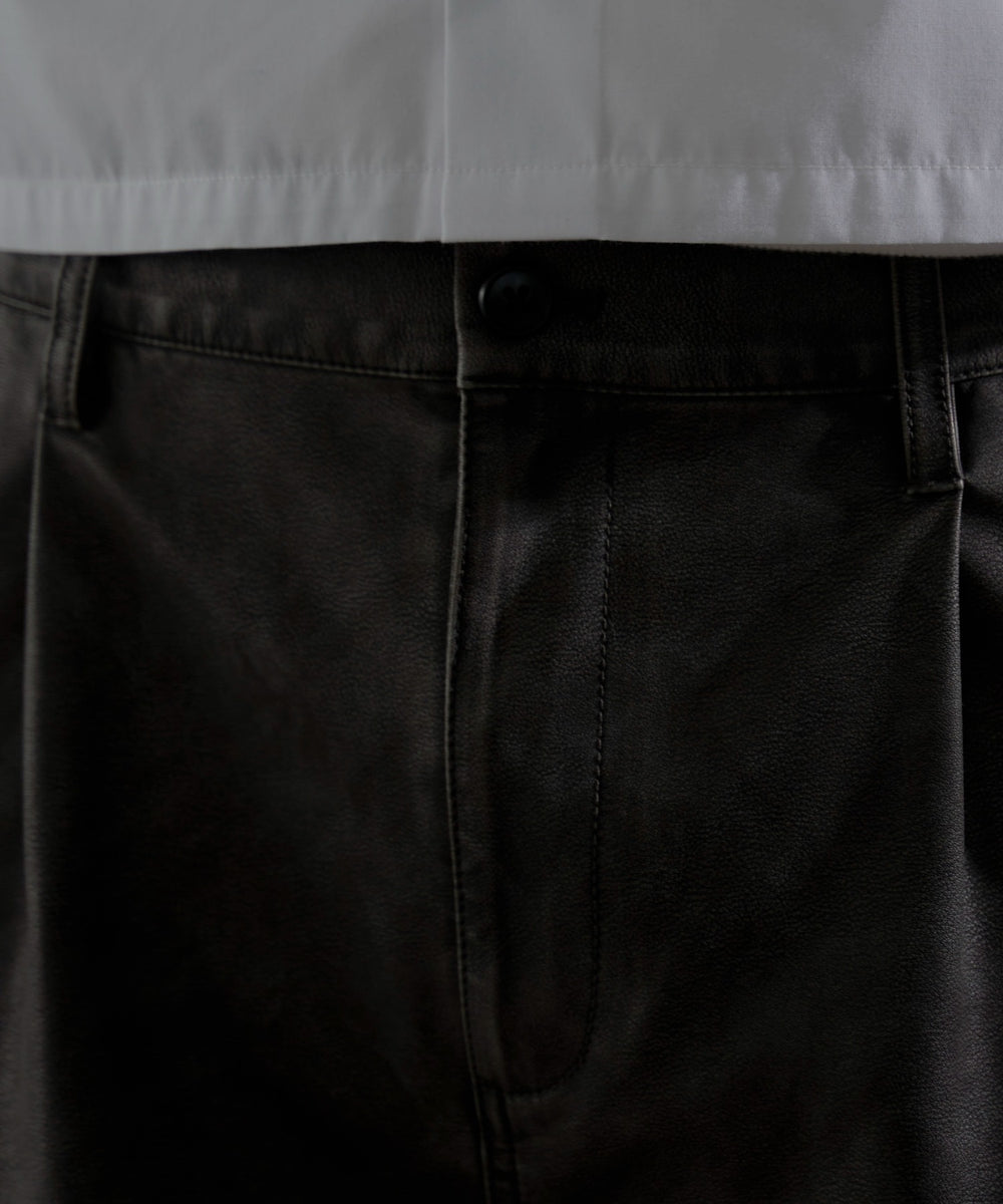 合皮バギーZIPポケットショーツ