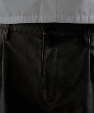 合皮バギーZIPポケットショーツ