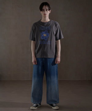 デニム中濃加工　モデル：180㎝　L着用